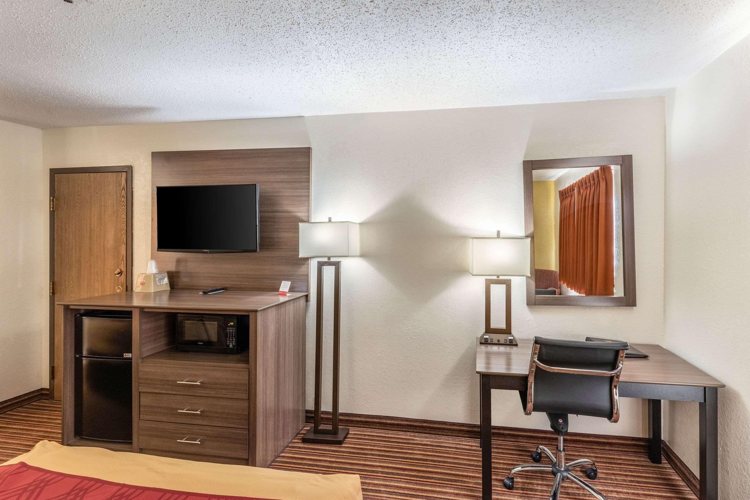 Econo Lodge Inn & Suites McKinney Eksteriør billede